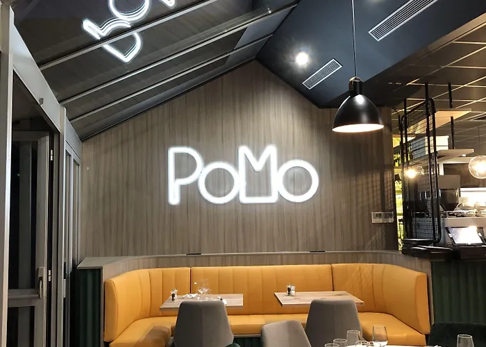Hotel Pomo & Restaurant Échirolles