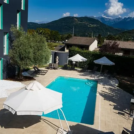 Pomo Hôtel&restaurant Hotel Échirolles