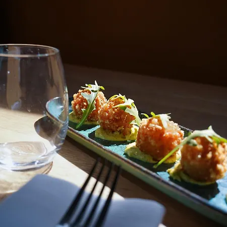 Hotell Pomo & Restaurant