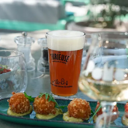 Hotell Pomo & Restaurant Échirolles