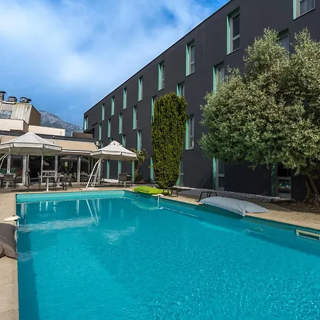 Pomo Hôtel&restaurant Hotel Échirolles