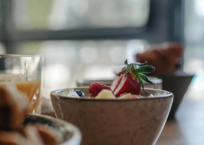 Pomo & Restaurant 4* 에쉬롤르