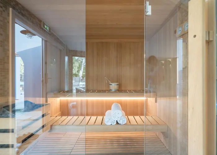 Pomo & Restaurant 4*