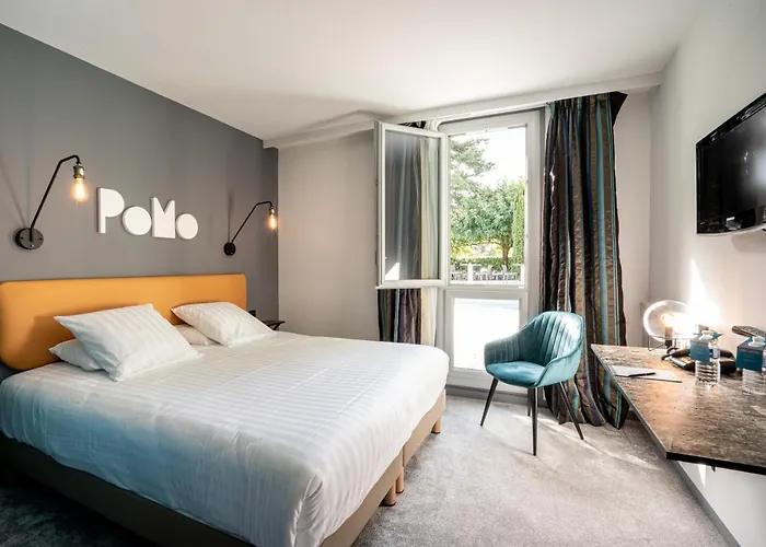 Pomo & Restaurant 4*